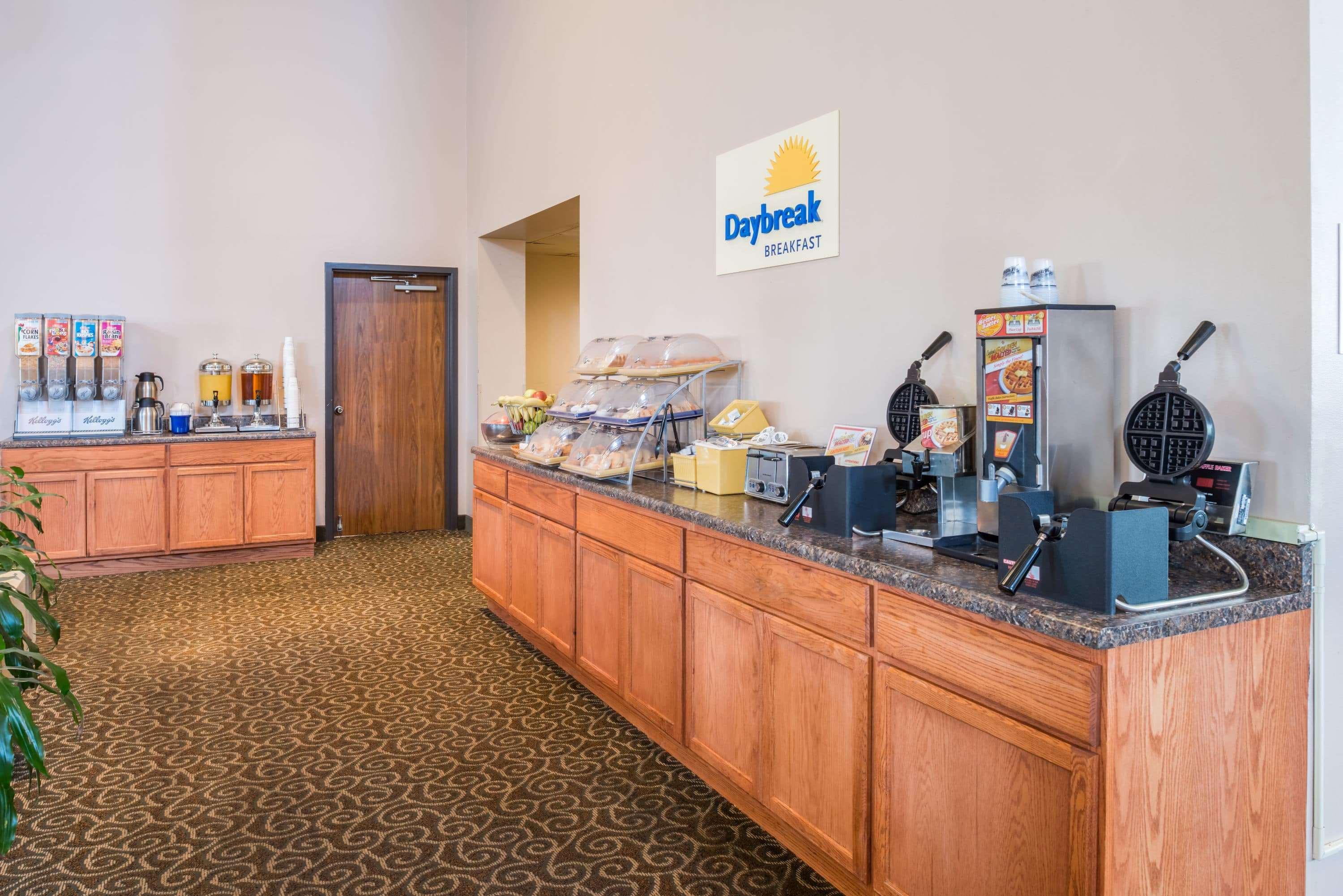 Days Inn By Wyndham Kirksville Exterior foto