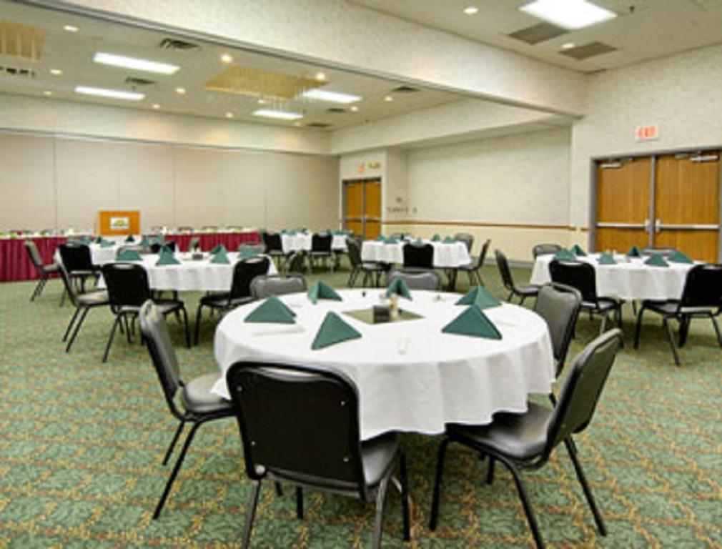 Days Inn By Wyndham Kirksville Restaurante foto